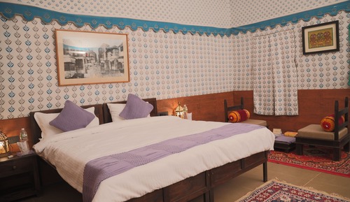 Royal Cottage