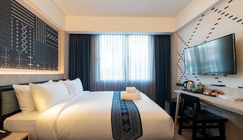Standard Room, 1 Queen Bed