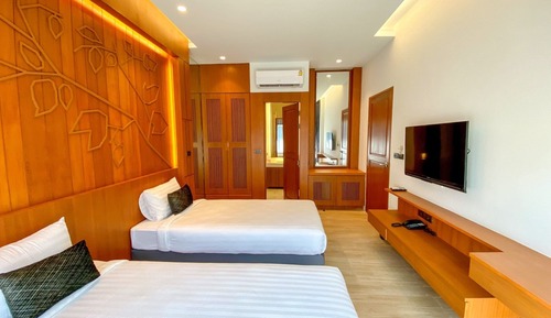 2 Bedrooms Pool Access Villa