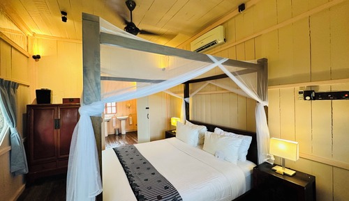 Two Bedroom Suite with Pool View - Johor House 2