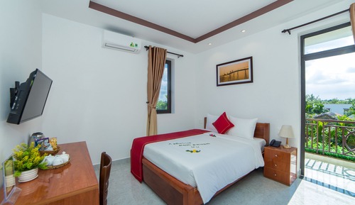Deluxe Double Room, Pool View