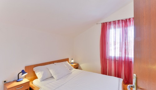 Apartment (A2)