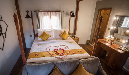 Family Double Room, Pool View