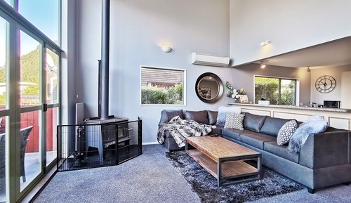Private 3 Bedroom Duplex