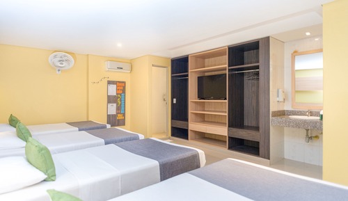 Standard Quadruple Room