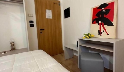 Economy Room