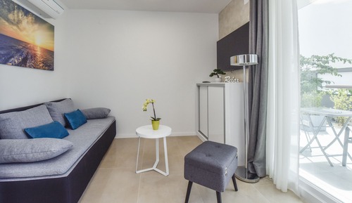 Comfort Studio, Pool View, Annex Building