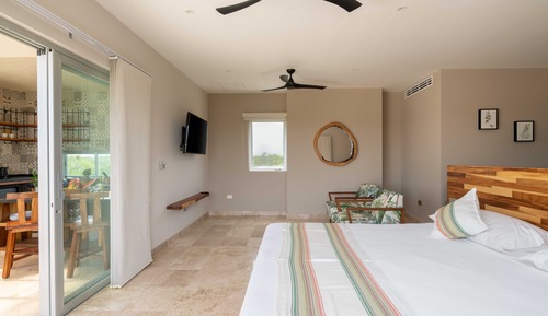 Luxury Penthouse, 2 Bedrooms