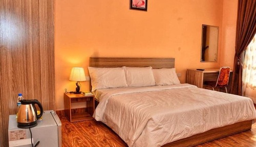 Basic Double Room