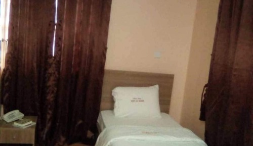 Basic Single Room