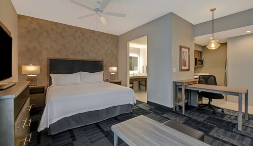 Studio, 1 King Bed, Accessible, Non Smoking (Hearing)
