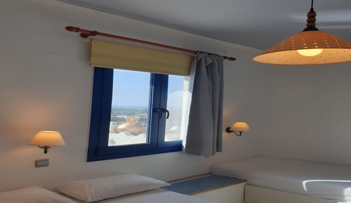 Studio, 1 Bedroom, Smoking, Balcony