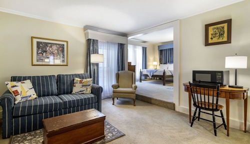 Deluxe Room, 1 Queen Bed