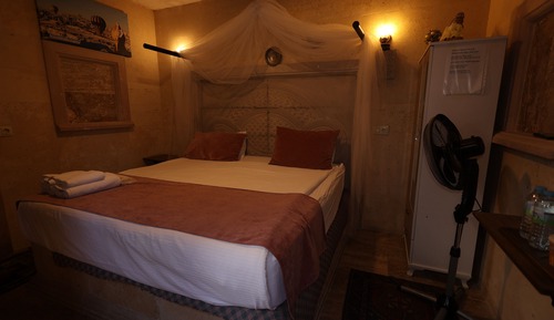 Standard Double or Twin Room, Non Smoking, Mountain View