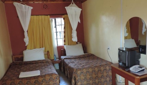 Twin Room (Economy)