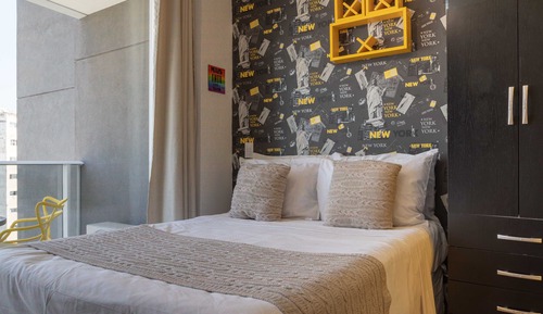 Premium Studio (368613)