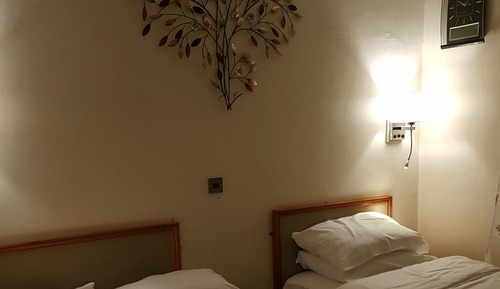 Superior Twin Room, Ensuite