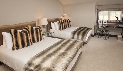 Room, 4 Bedrooms, Valley View (Residence)