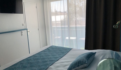 Superior Connecting Quadruple Room