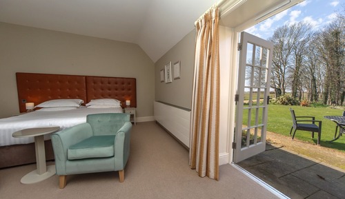 Manor Easy Access Double or Twin Room