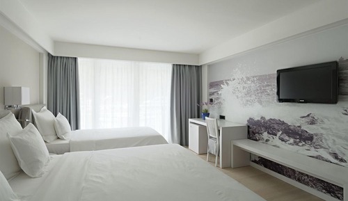Double Room, Balcony, Park View