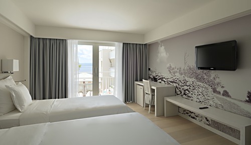 Double Room, Balcony, Partial Sea View
