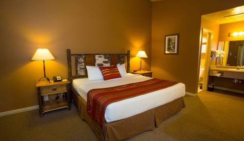 Deluxe Cabin, 1 King Bed