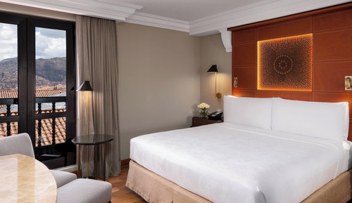 Deluxe Room, 1 King Bed, Non Smoking