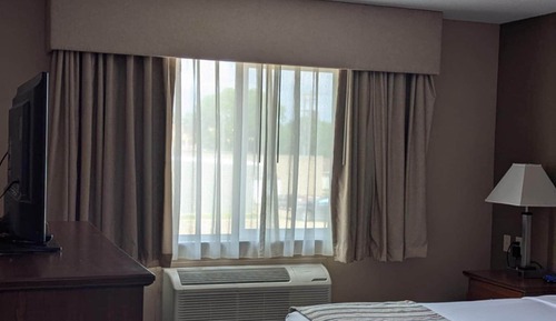 Standard Suite, 1 King Bed, Non Smoking