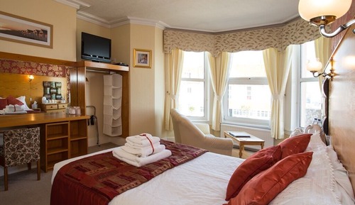 Superior Double Room, Ensuite, Sea View