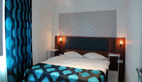 Single Room, Garden View