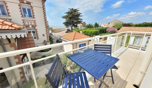 Double Room, Balcony