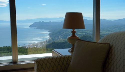 Suite, 2 Twin Beds (Sea Side)