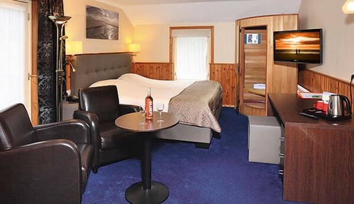 Double Room with Balcony Infrared sauna, bubblebath