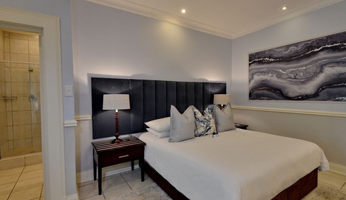 Presidential Room