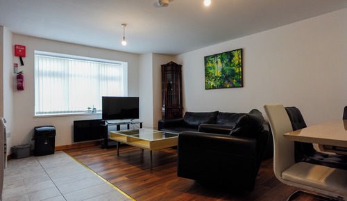 Premier Apartment
