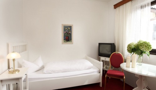 Standard Single Room