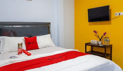 Double Room (Reddoorz)
