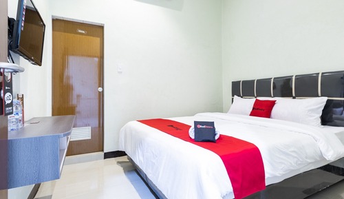 Double Room (Reddoorz)