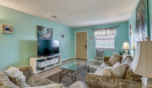 Condo, 3 Bedrooms
