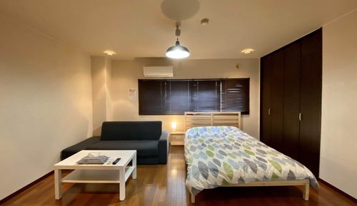 Apartment (101)