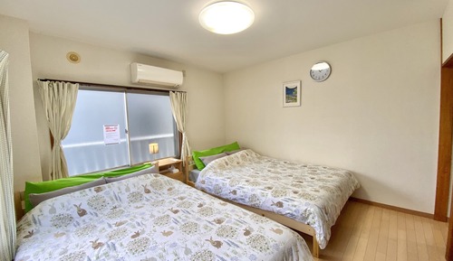 Apartment (201)