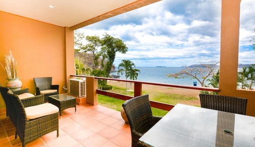 Condo, 3 Bedrooms