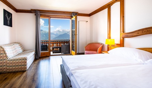 Standard Room, Non Smoking, Valley View