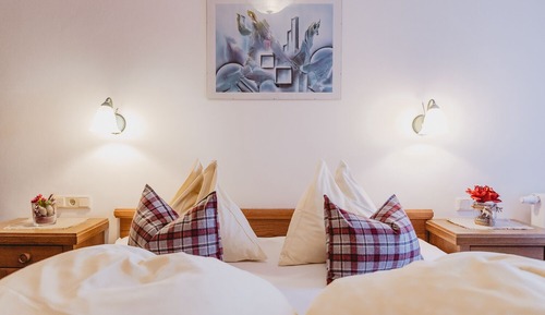 Traditional Suite