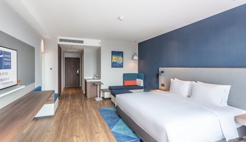 Standard Room, 1 Queen Bed
