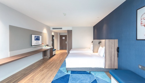 Standard Room, 2 Twin Beds, City View