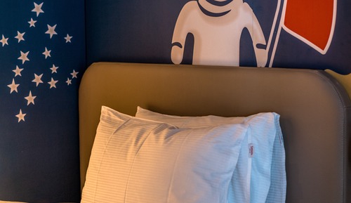 King One Bedroom Family Suite