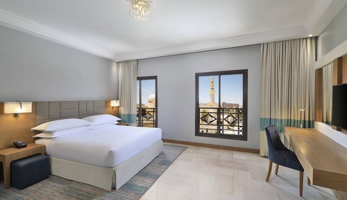 Deluxe Room, 1 King Bed, Smoking