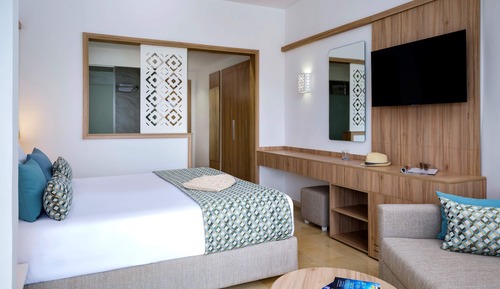 Standard Triple Room, Sea View
